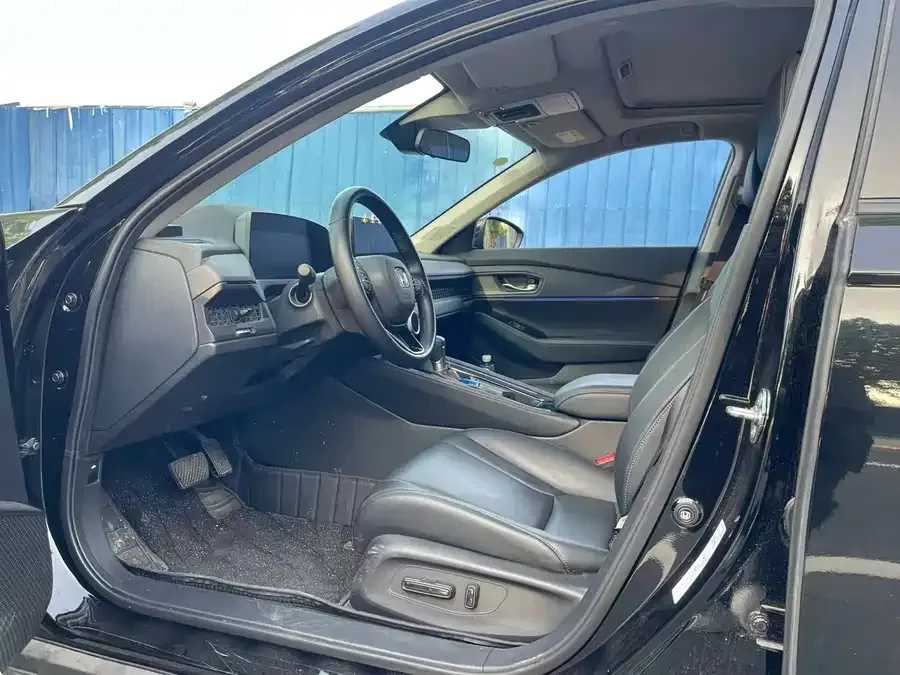 Honda Accord Accord 2024 260TURBO Luxury Edition 2024 — миниатюра 4