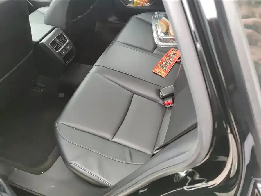 Honda Accord Accord 2022 260TURBO Deluxe Edition 2023 — миниатюра 5