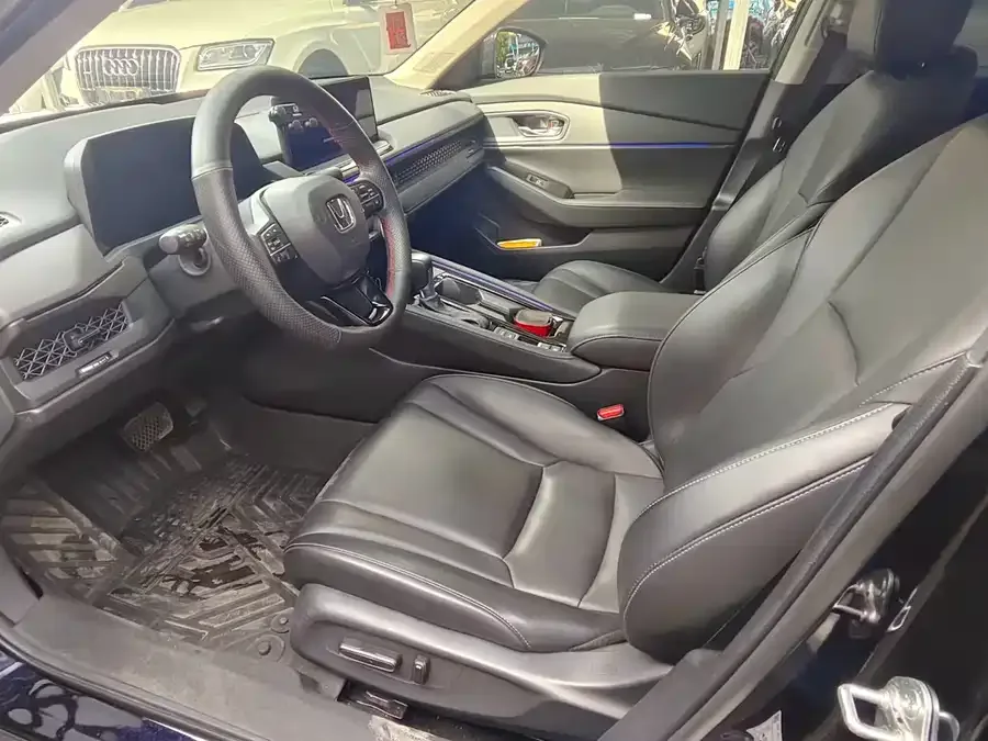 Honda Accord Accord 2023 260TURBO Smart Edition 2023 — миниатюра 4