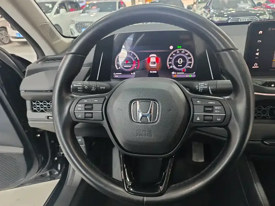 Honda Accord Accord 2023 260TURBO Smart Edition 2023 — миниатюра 4