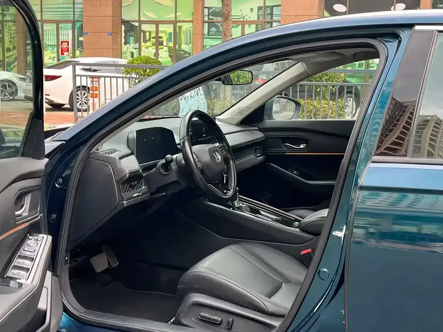 Honda Accord Accord 2023 260TURBO Smart Edition 2023 — миниатюра 3