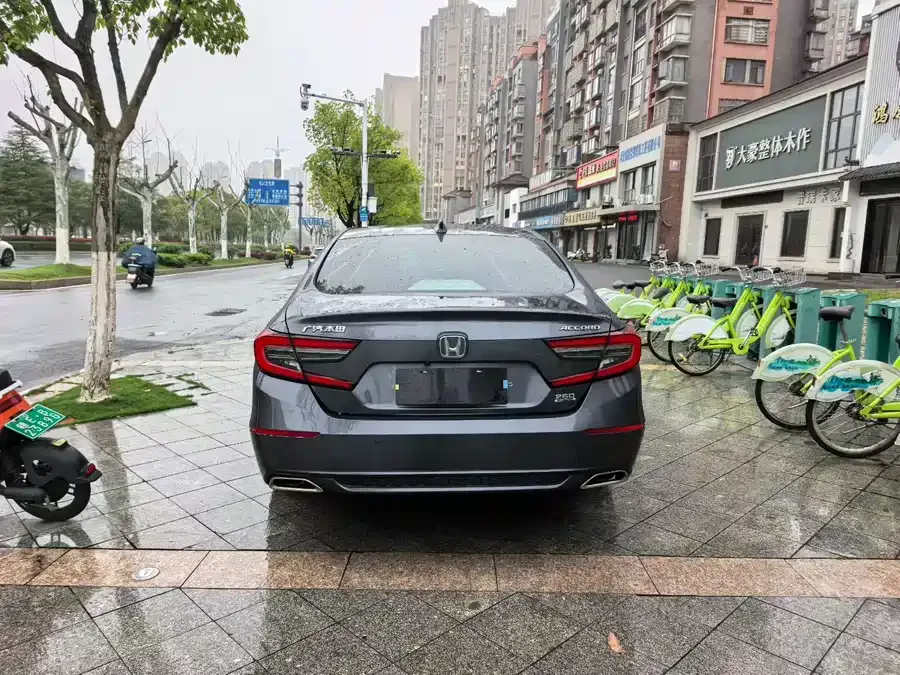Honda Accord Accord 2022 260TURBO Deluxe Edition 2023 — миниатюра 2