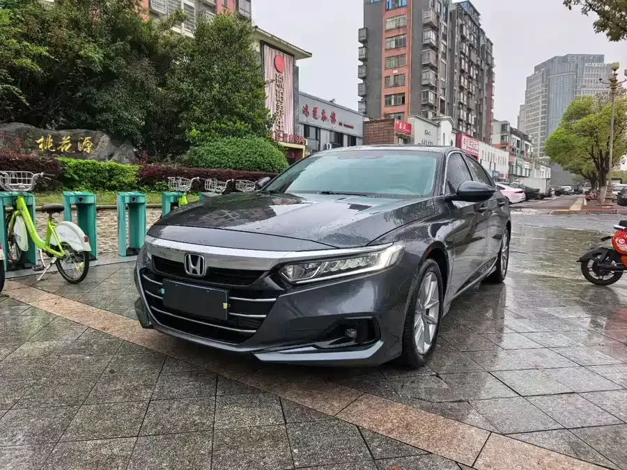 Honda Accord Accord 2022 260TURBO Deluxe Edition 2023 — фото 1, купить с доставкой в Москву