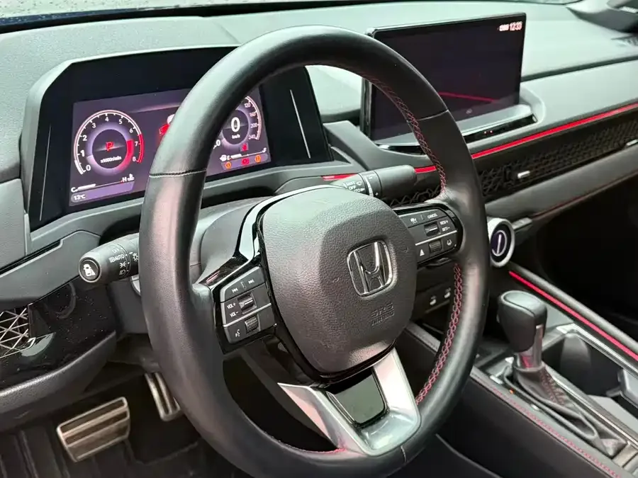 Honda Accord Accord 2023 260TURBO Flagship Edition 2024 — миниатюра 4