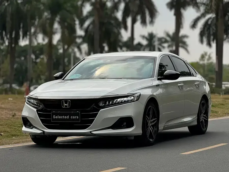 Honda Accord 2022 Accord 260TURBO Fantasy Night Premium Edition 2023 — фото 1, купить с доставкой в Москву