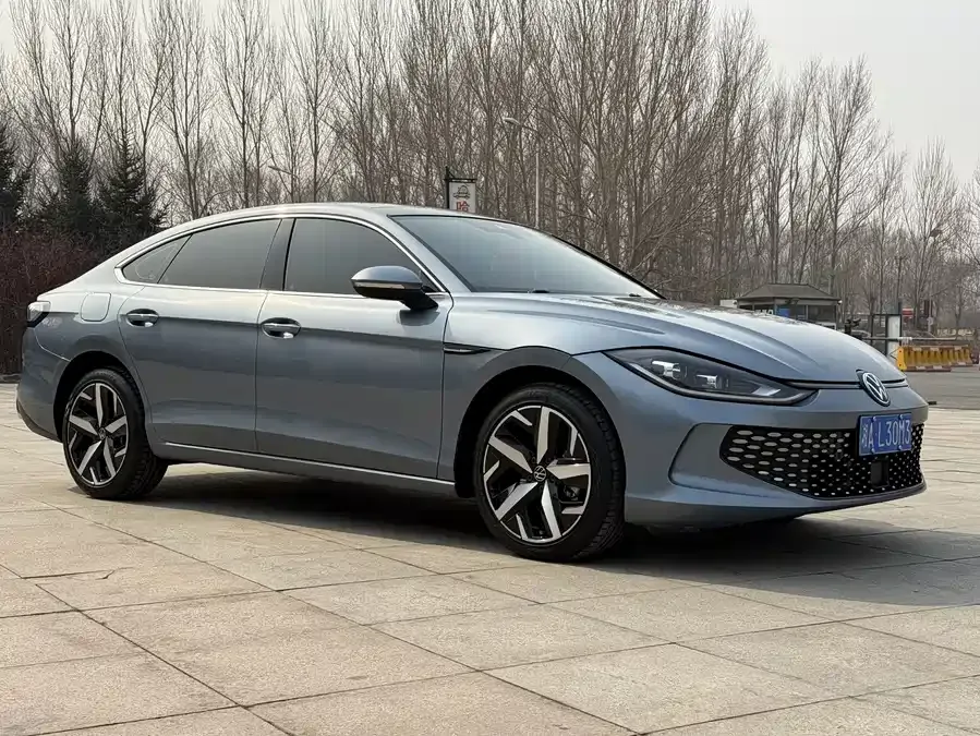 Volkswagen Lamando 2023 Lingdu Lingdu L 280TSI DSG Cool Edition 2023 — миниатюра 3