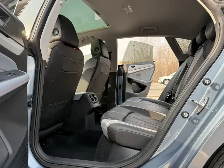 Volkswagen Lamando 2023 Lingdu Lingdu L 280TSI DSG Cool Edition 2023 — миниатюра 5