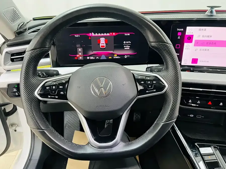 Volkswagen Lamando 2023 Lingdu Lingdu L 280TSI DSG Cool Edition 2024 — миниатюра 2