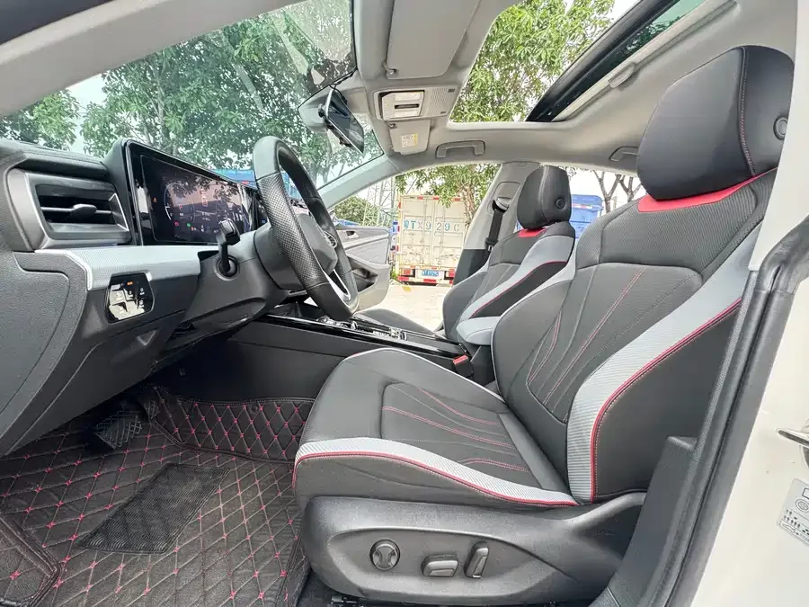Volkswagen Lamando 2023 Lingdu Lingdu L 280TSI DSG Cool Edition 2023 — миниатюра 5