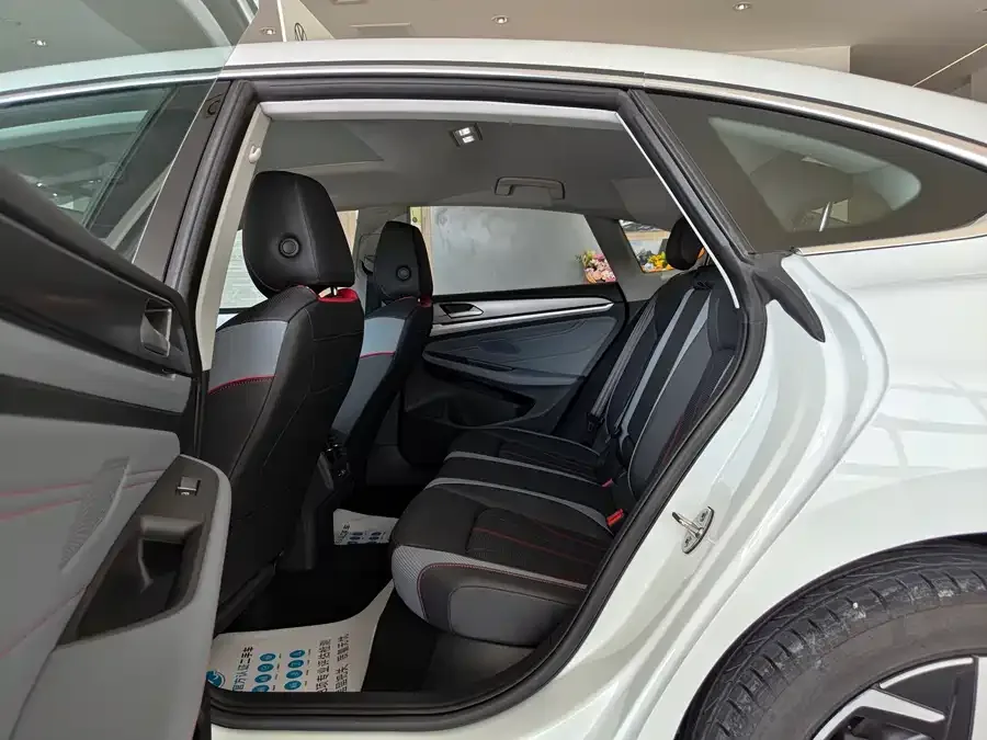 Volkswagen Lamando 2024 Lingdu Lingdu L 280TSI DSG Cool Edition 2024 — миниатюра 4