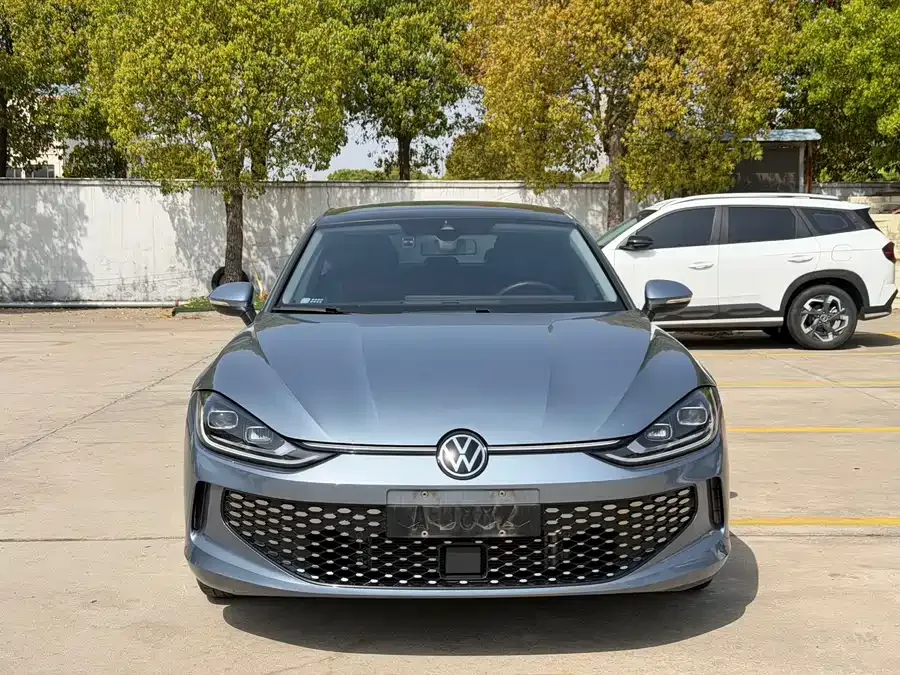 Volkswagen Lamando 2023 Lingdu Lingdu L 280TSI DSG Cool Edition 2023 — фото 1, купить с доставкой в Москву