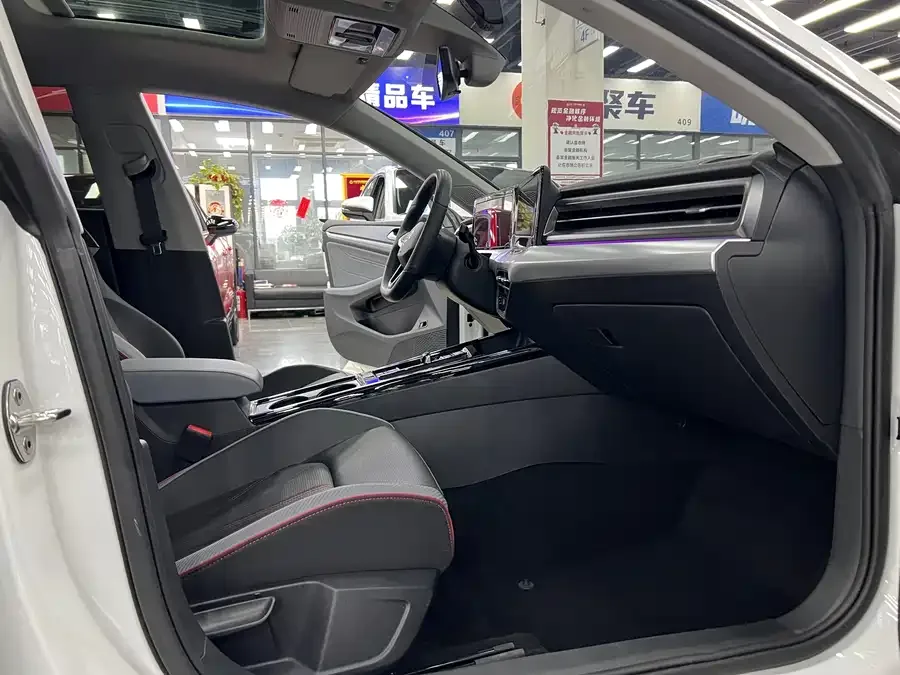 Volkswagen Lamando 2024 Lingdu Lingdu L 280TSI DSG Cool Edition 2024 — миниатюра 2