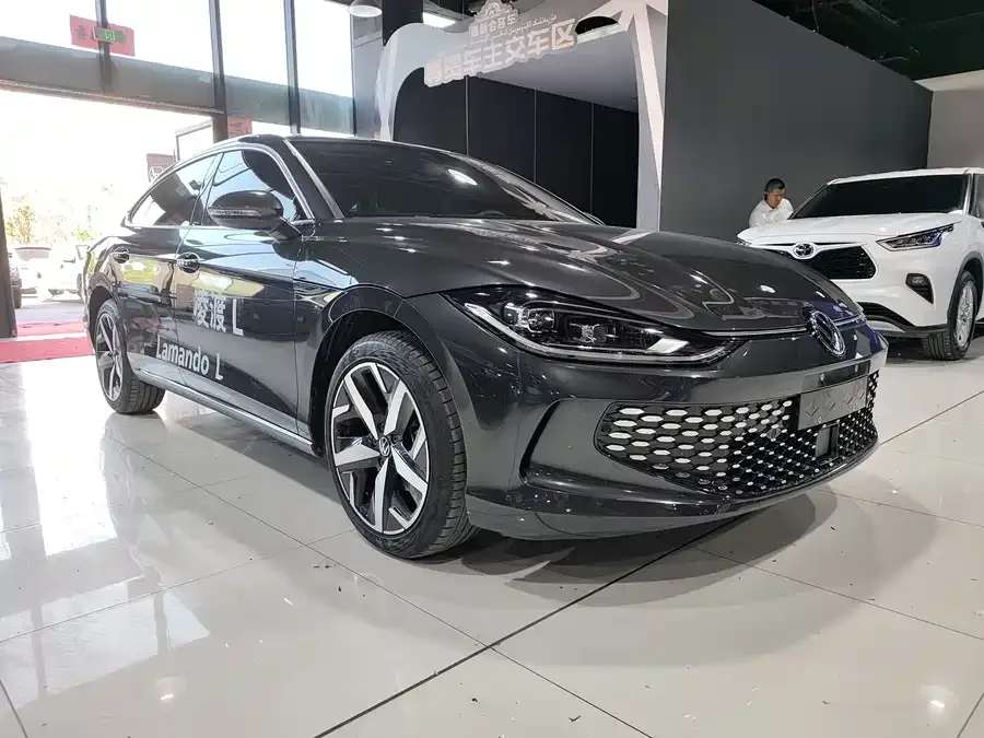 Volkswagen Lamando 2024 Lingdu Lingdu L 280TSI DSG Cool Edition 2024 — миниатюра 3