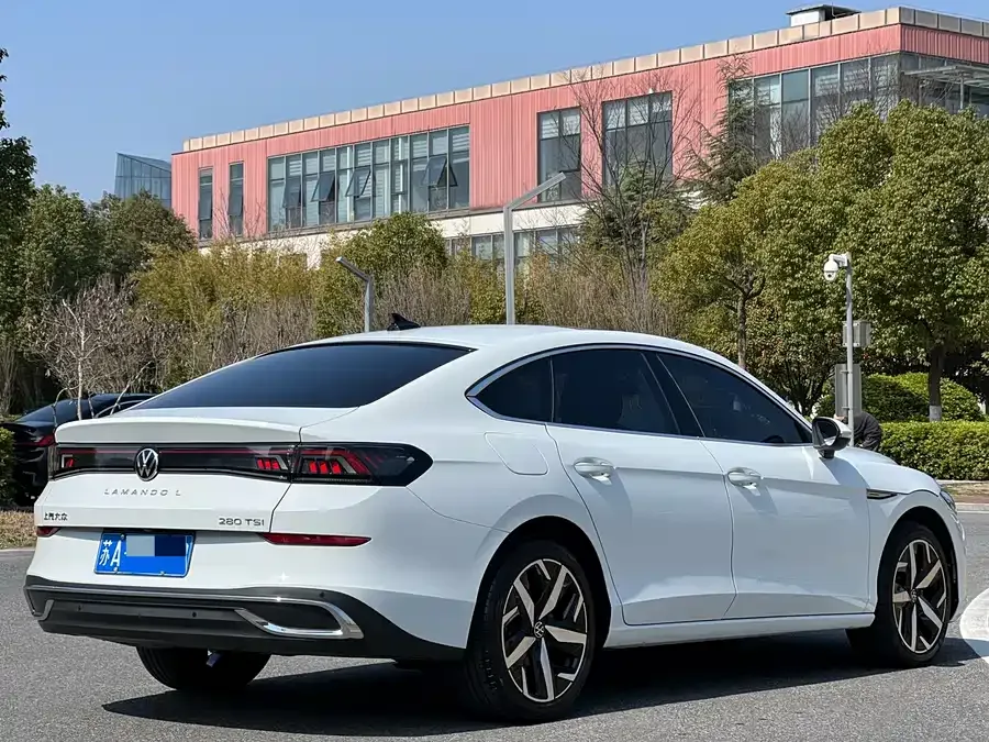 Volkswagen Lamando 2024 Lingdu Lingdu L 280TSI DSG Cool Edition 2024 — миниатюра 2