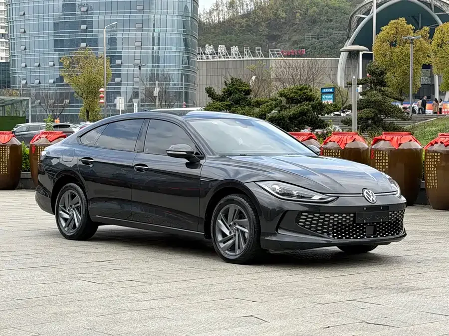 Volkswagen Lamando 2024 Lingdu Lingdu L 280TSI DSG Hot Edition 2024 — миниатюра 3