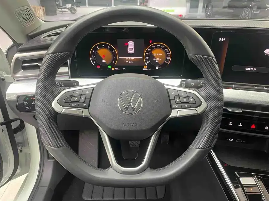 Volkswagen Lamando Lingdu 2025 Lingdu L 280TSI DSG Cool Edition 2025 — миниатюра 2