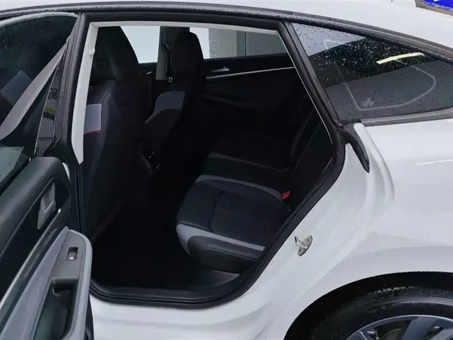 Volkswagen Lamando Lingdu 2025 Lingdu L 280TSI DSG Hot Edition 2025 — миниатюра 5