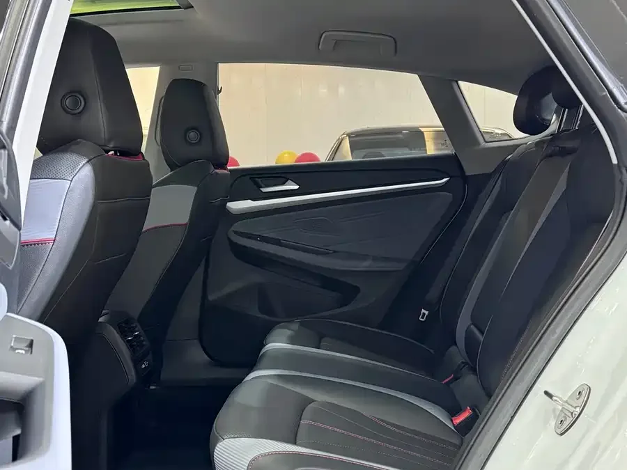 Volkswagen Lamando 2024 Lingdu Lingdu L 280TSI DSG Hot Edition 2024 — миниатюра 4