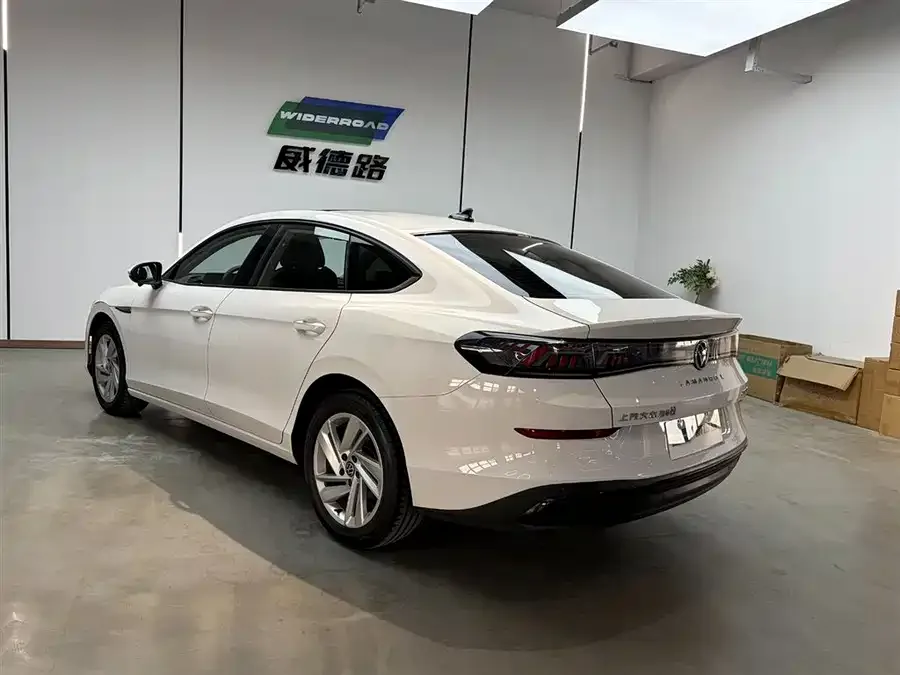 Volkswagen Lamando 2023 Lingdu Lingdu L 280TSI DSG Hot Edition 2024 — миниатюра 2