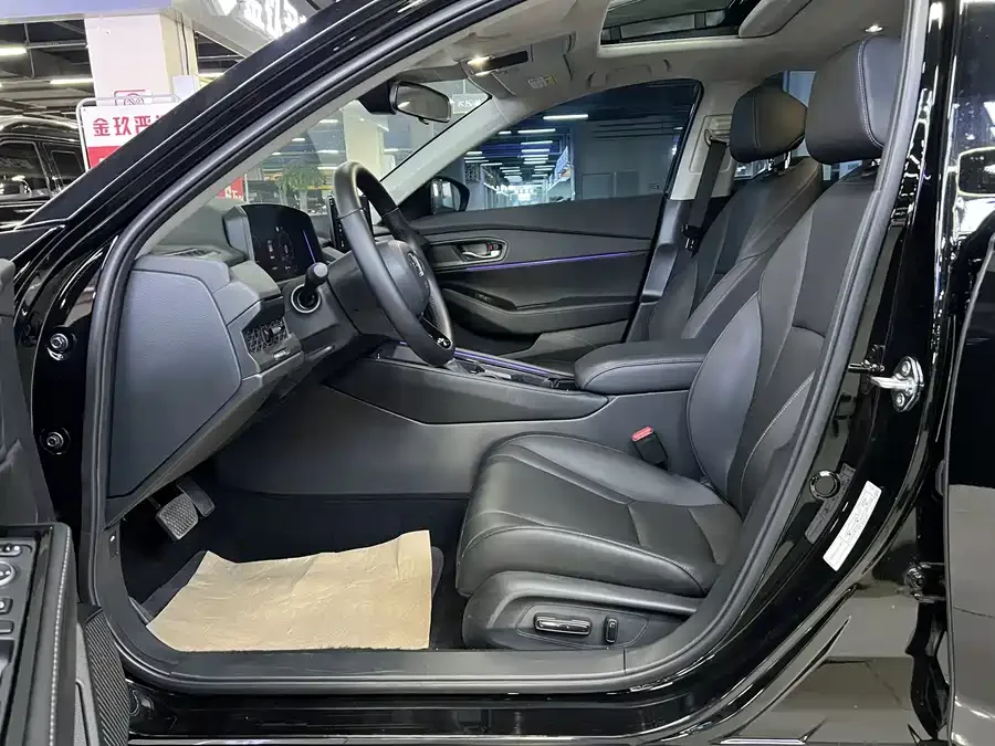 Honda Accord Accord 2024 260TURBO Luxury Edition 2024 — миниатюра 4