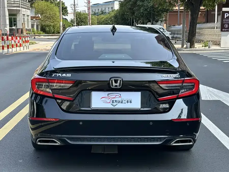 Honda Accord 2022 Accord 260TURBO Fantasy Night Premium Edition 2023 — миниатюра 2