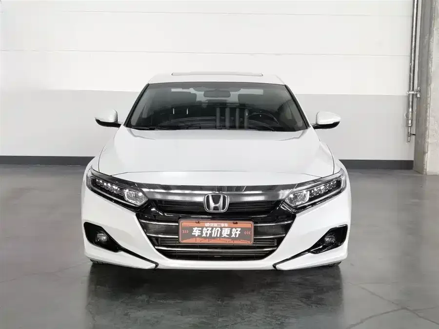 Honda Accord Accord 2022 260TURBO Deluxe Edition 2022 — миниатюра 3