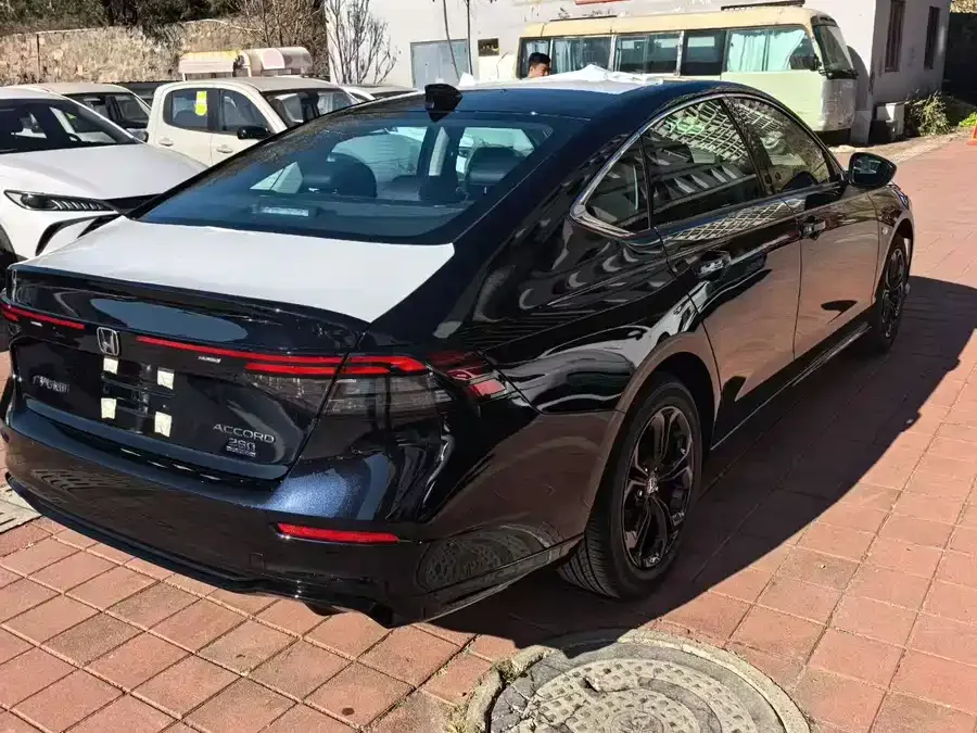 Honda Accord Accord 2025 260TURBO Comfort Edition 2026 — миниатюра 4