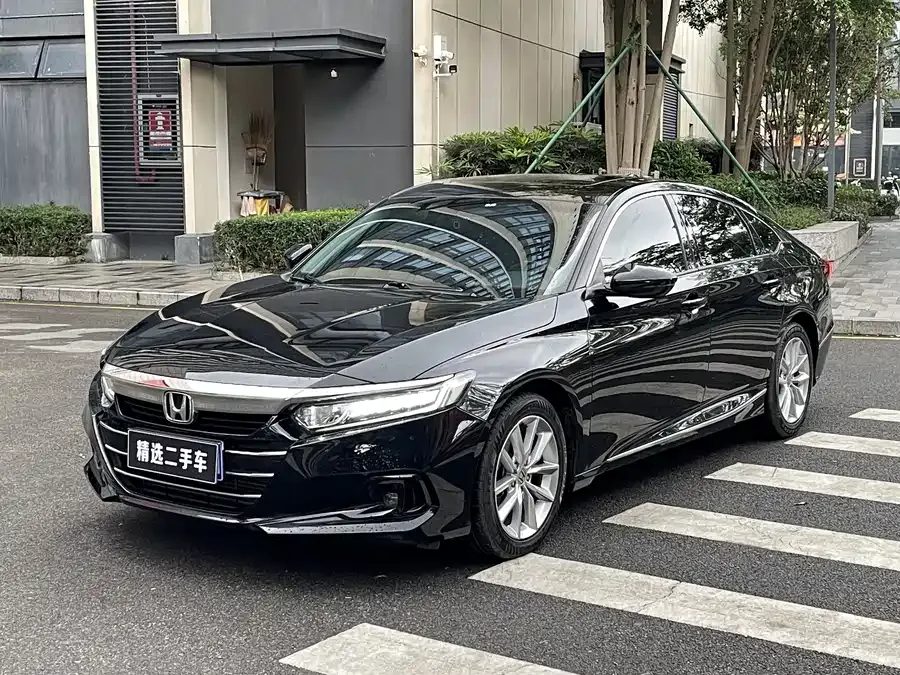 Honda Accord Accord 2022 260TURBO Deluxe Edition 2022 — фото 1, купить с доставкой в Москву