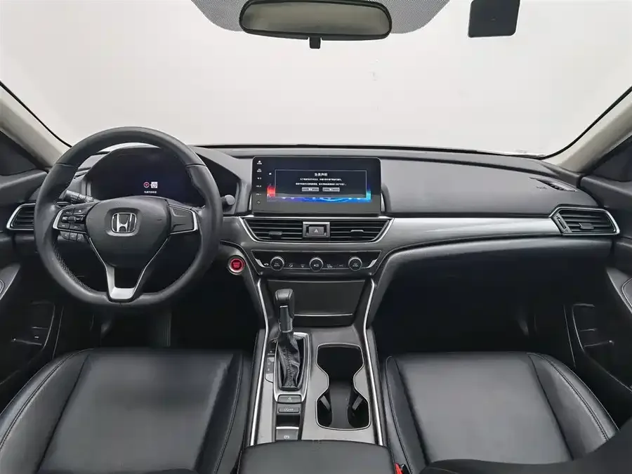Honda Accord Accord 2022 260TURBO Deluxe Edition 2022 — миниатюра 2
