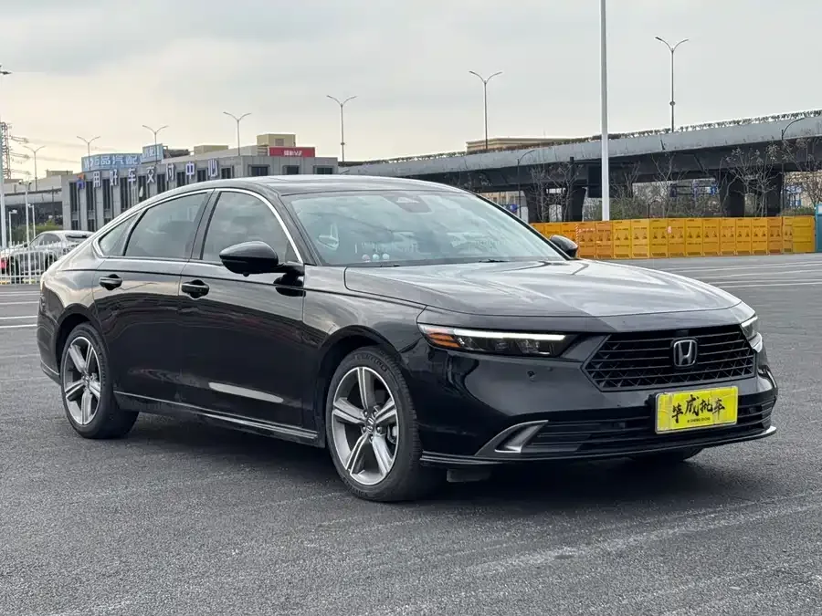 Honda Accord Accord 2023 260TURBO Excellence Edition 2023 — миниатюра 3