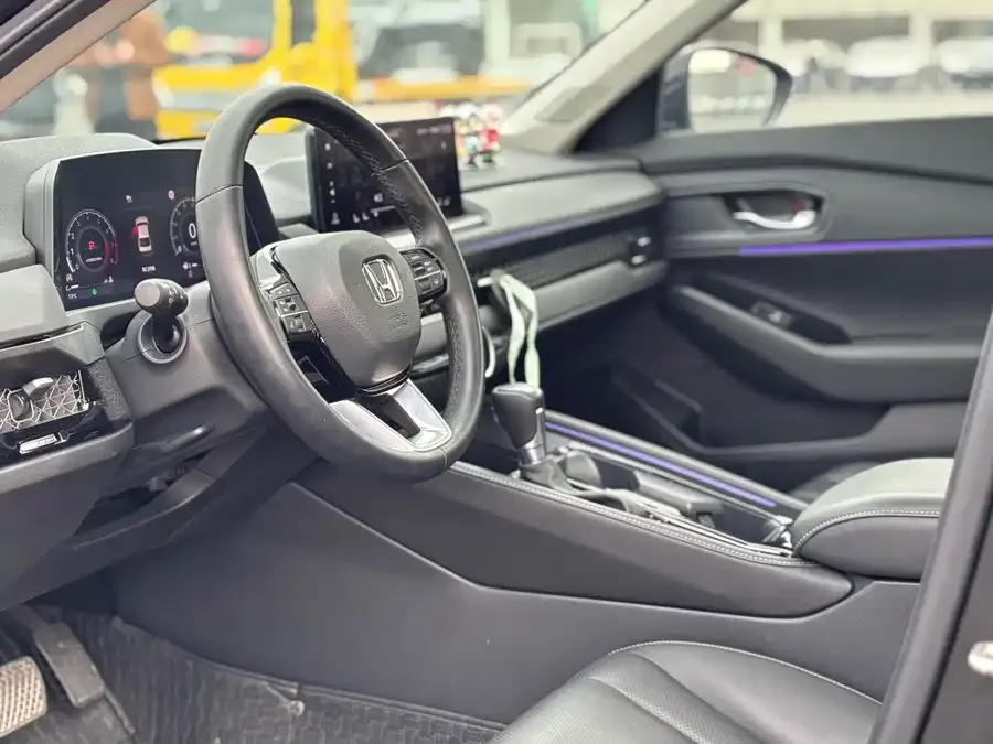 Honda Accord Accord 2023 260TURBO Excellence Edition 2023 — миниатюра 4