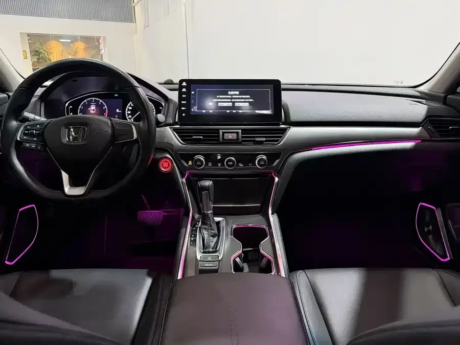 Honda Accord Accord 2022 260TURBO Deluxe Edition 2023 — миниатюра 2