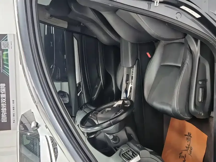 Honda Accord Accord 2022 260TURBO Deluxe Edition 2022 — миниатюра 2