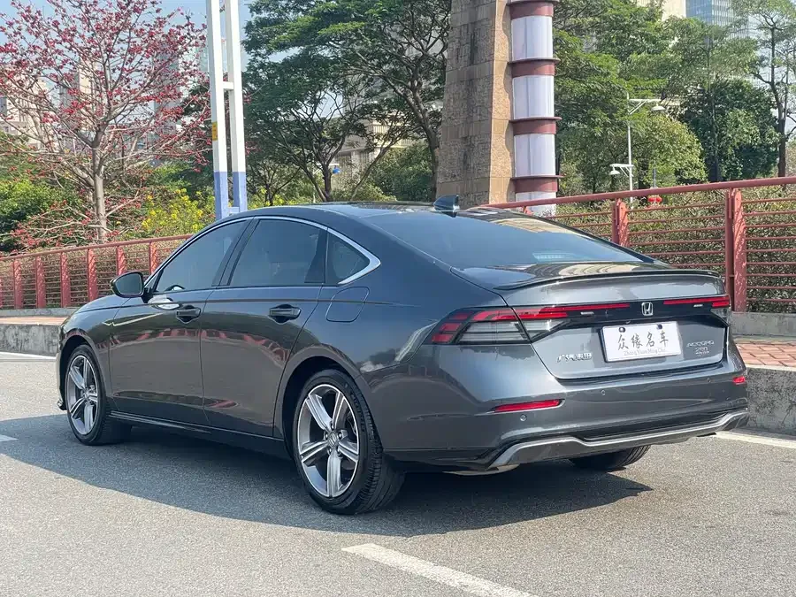 Honda Accord Accord 2023 260TURBO Excellence Edition 2024 — миниатюра 2