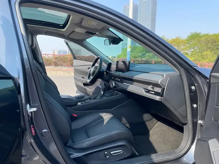 Honda Accord Accord 2023 260TURBO Excellence Edition 2024 — миниатюра 5