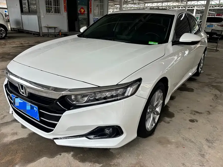 Honda Accord Accord 2022 260TURBO Deluxe Edition 2022 — фото 1, купить с доставкой в Москву