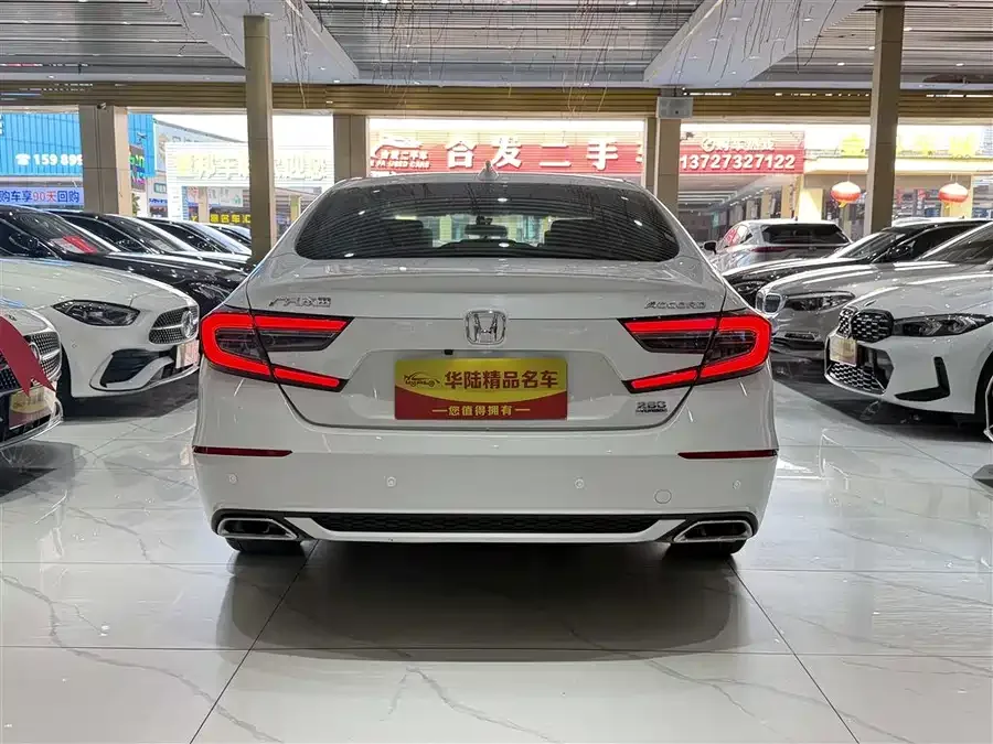 Honda Accord Accord 2022 260TURBO Deluxe Edition 2022 — миниатюра 2