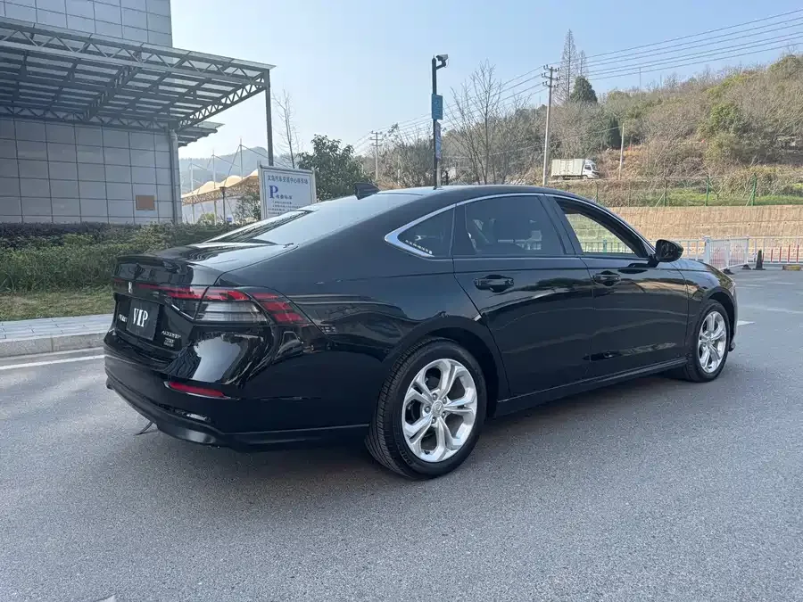Honda Accord Accord 2024 260TURBO Luxury Edition 2024 — миниатюра 2
