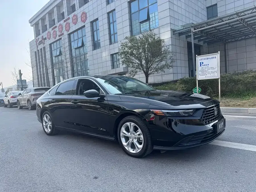 Honda Accord Accord 2024 260TURBO Luxury Edition 2024 — миниатюра 3