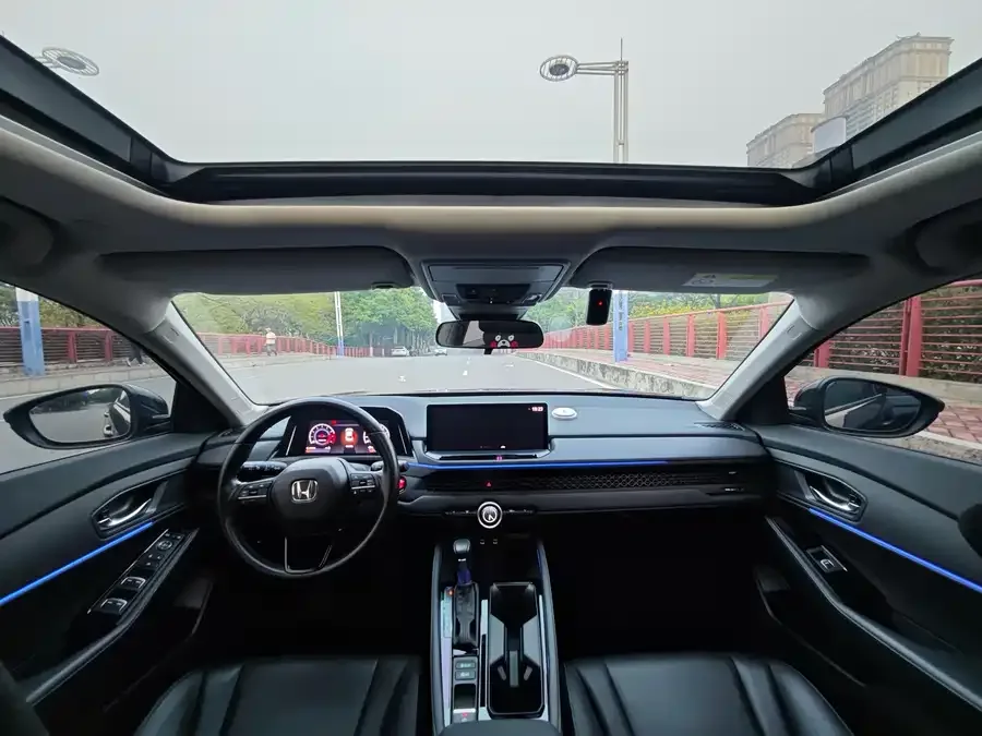Honda Accord Accord 2023 260TURBO Smart Edition 2023 — миниатюра 2