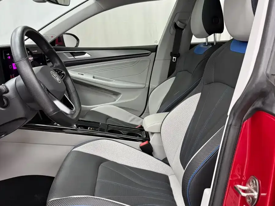 Volkswagen Lamando Lingdu 2022 Lingdu L 280TSI DSG Super Hot Flagship Edition 2022 — миниатюра 5