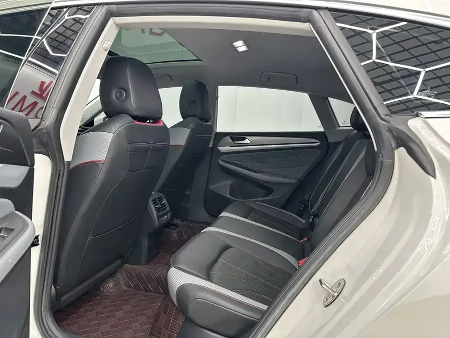 Volkswagen Lamando 2022 Lingdu Lingdu L 280TSI DSG Cool Edition 2023 — миниатюра 2