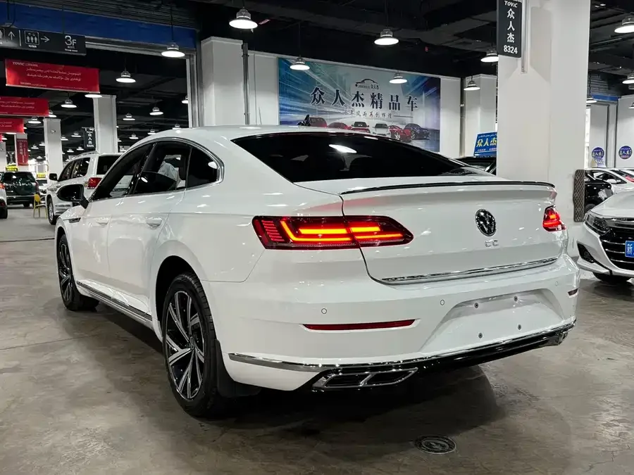 Volkswagen FAW- CC FAW-Volkswagen CC 2021 330TSI Dazzling Edition 2022 — миниатюра 2