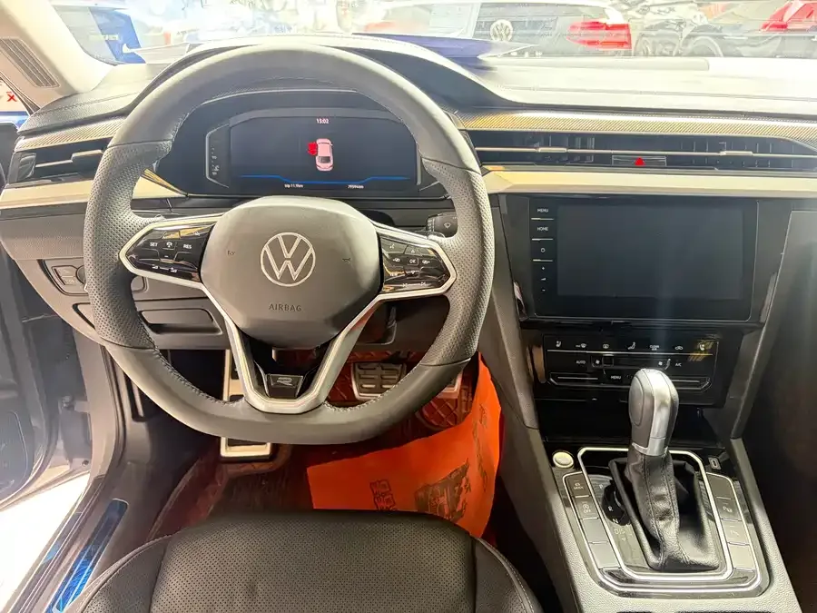 Volkswagen FAW- CC FAW-Volkswagen CC 2021 380TSI Eye-catching Edition 2022 — миниатюра 5