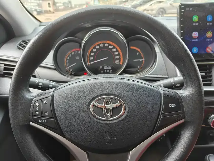 Toyota YARiS L YARiS L 2022 YARiS X 1.5L CVT Leading PLUS Edition 2023 — миниатюра 3