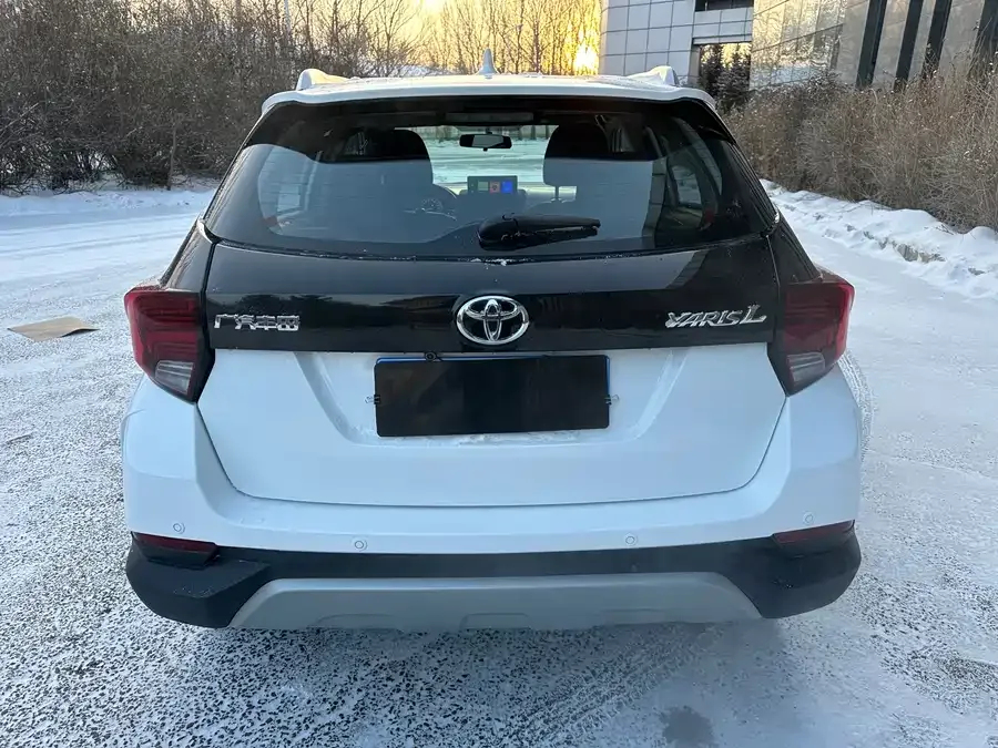 Toyota YARiS L YARiS L 2022 YARiS X 1.5L CVT Leading PLUS Edition 2023 — миниатюра 5