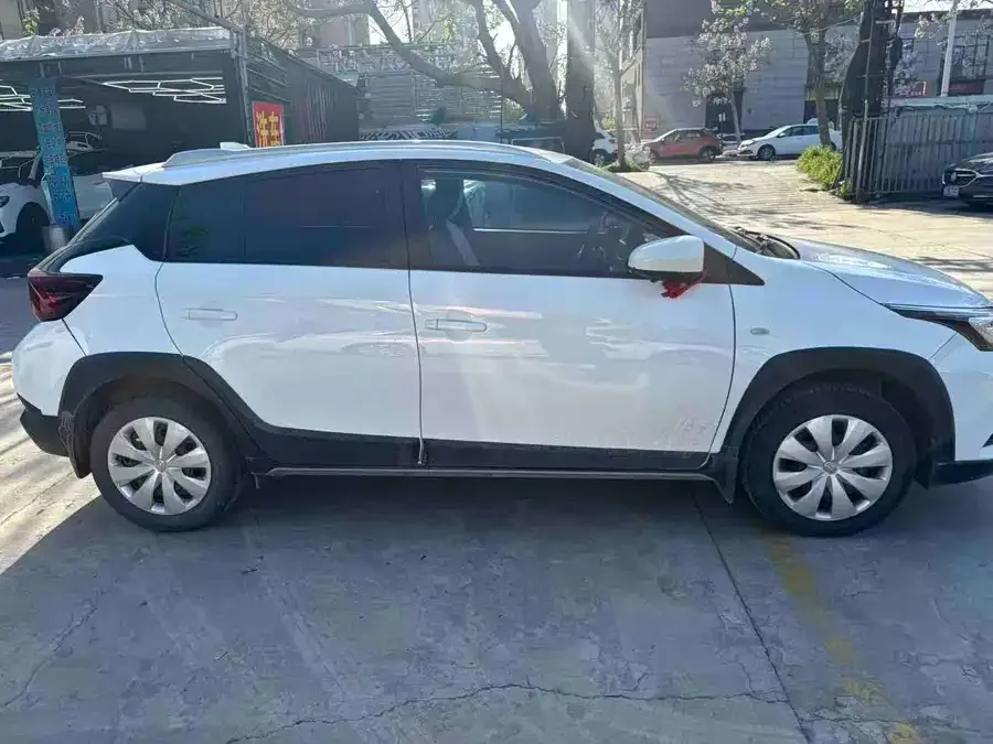 Toyota YARiS L YARiS L 2022 YARiS X 1.5L CVT Leading PLUS Edition 2023 — миниатюра 4