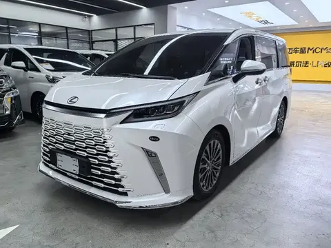 Lexus LM 2026 купить в Москве