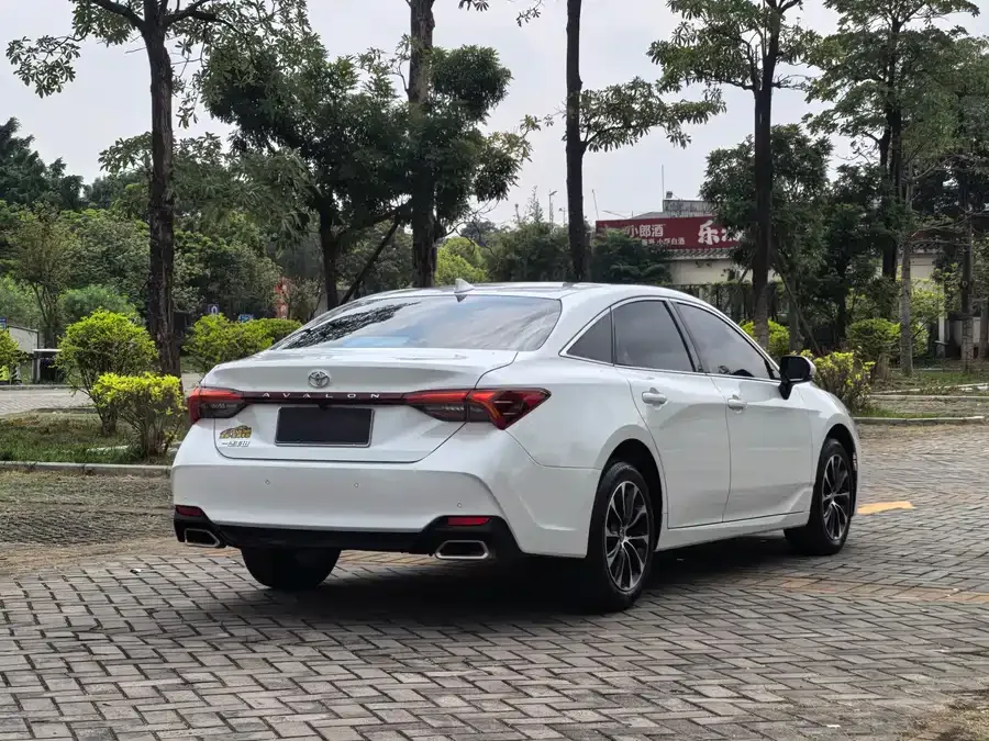 Toyota Avalon Avalon 2024 2.0L Premium Edition 2024 — миниатюра 2