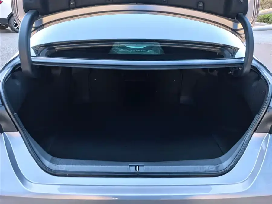 Toyota Avalon Avalon 2024 2.0L Progressive Edition 2025 — миниатюра 5